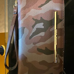 Steve Madden Wristlet Wallet